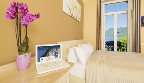 King Room with Lake View