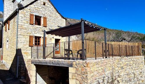Three-Bedroom Cottage