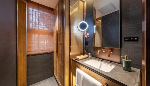 Superior Double Room with Courtyard View