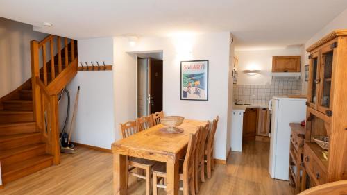 Duplex Apartment (4 Adults + 2 Children)