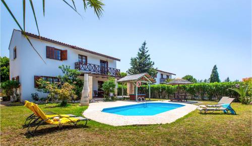 Two-Bedroom Holiday Home