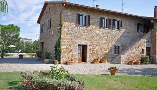 Four-Bedroom Country house 