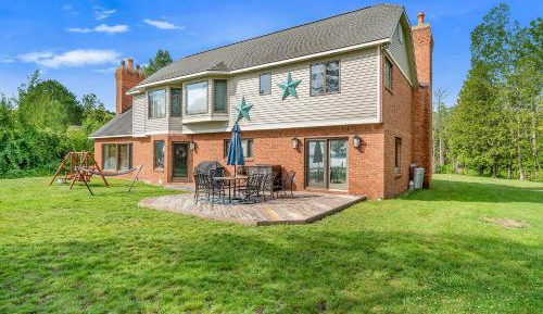 Four bedroom holiday home 