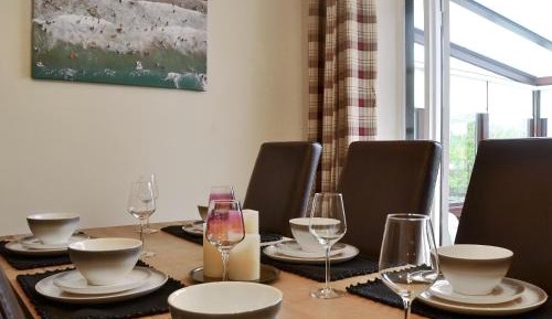 Three-Bedroom Holiday Home 