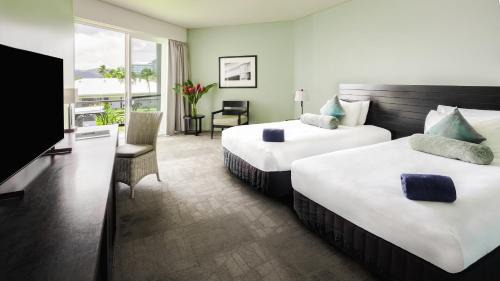 Premium Twin Room - Non-Smoking