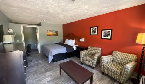 Deluxe King Room