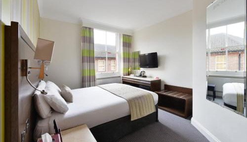 Large Double Room