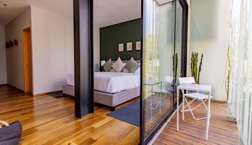Superior Apartment, 2 Bedrooms, Balcony, Street View