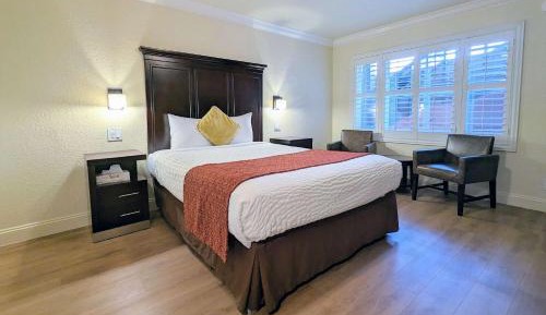 Queen Room