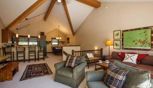 Three-Bedroom Townhouse