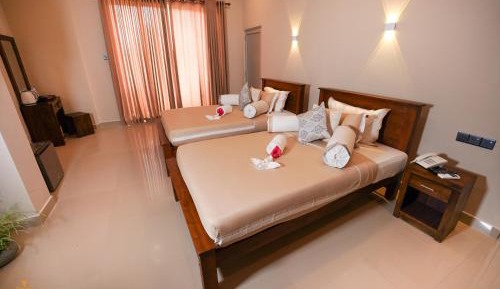 Deluxe Family Room