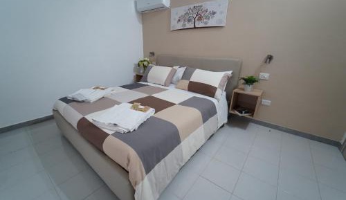 Double Room with Balcony and Sea View