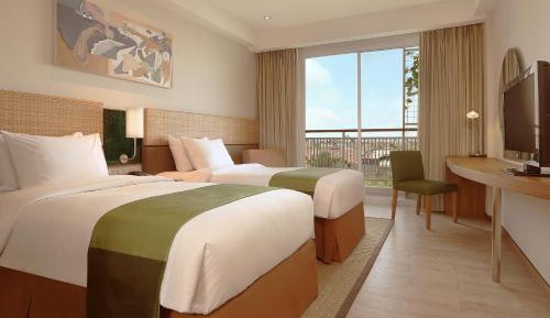 Deluxe Twin Room with Balcony
