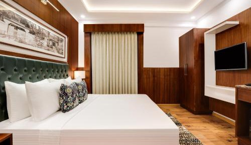 Standard King Room
