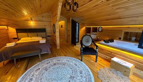 Suite with River View