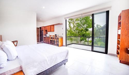 Junior Suite with Balcony