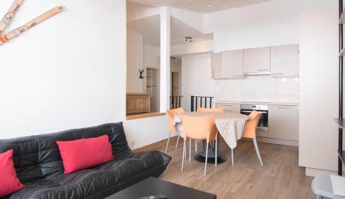 Apartment (6 Adults)