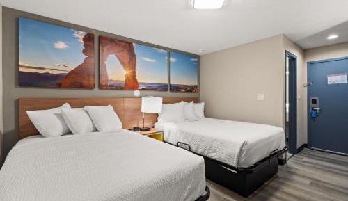Double Room with Two Double Beds - Non-Smoking