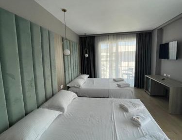Quadruple Room with Sea View