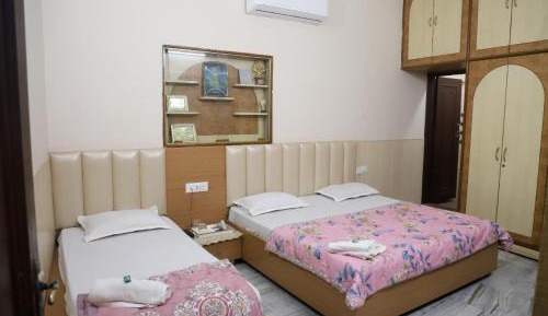 Luxury Triple Room