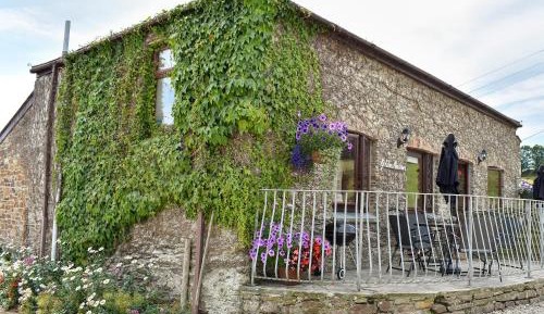 Two-Bedroom Holiday Home