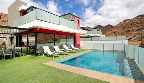 Villa with Sea View