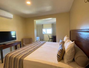Deluxe Triple Room with Sea View