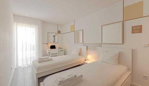 Standard Twin Room with Shared Bathroom