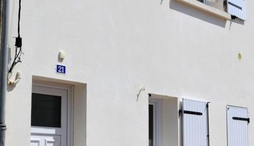Holiday Home (4 Adults)