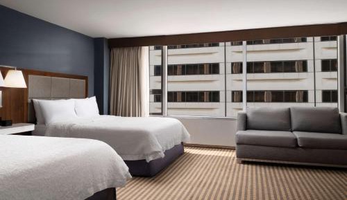 Two Queen Beds Room - Disability Access with Bathtub