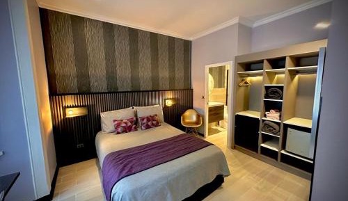 Premium Suite
