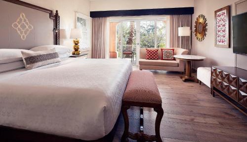 Adult Only King Room with Garden View and Balcony