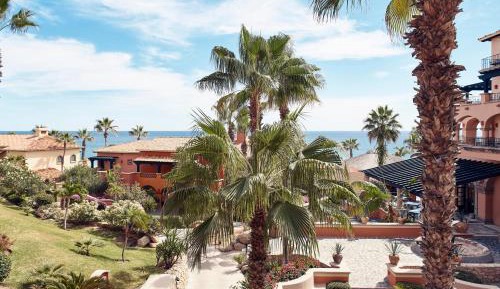 Cabo King Room with Ocean View and Balcony