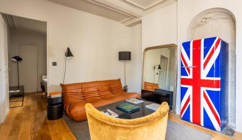 Deluxe Apartment