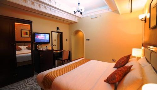 One-Bedroom Suite