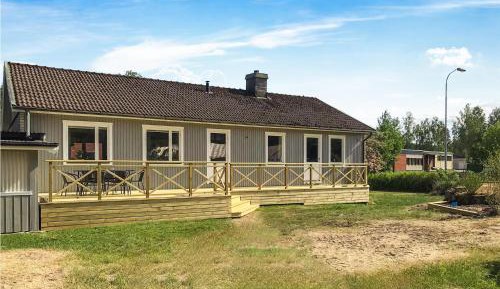 Three-Bedroom Holiday Home 