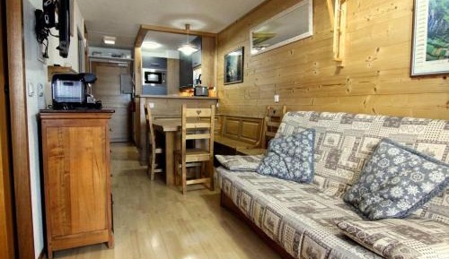 Apartment (6 Adults)