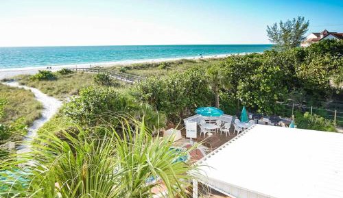 One-Bedroom Apartment - Oceanfront