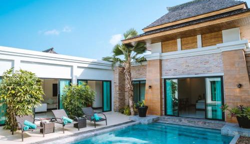 Grand Deluxe Three-Bedroom Pool Villa