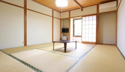 Economy Quadruple Room