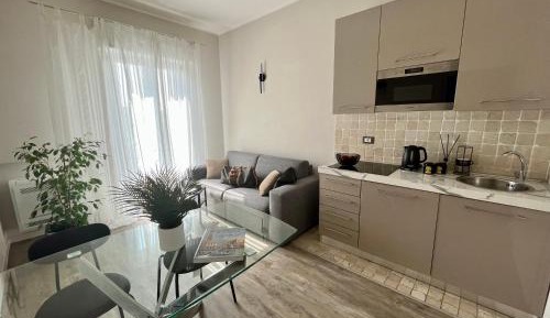 One-Bedroom Apartment with Balcony