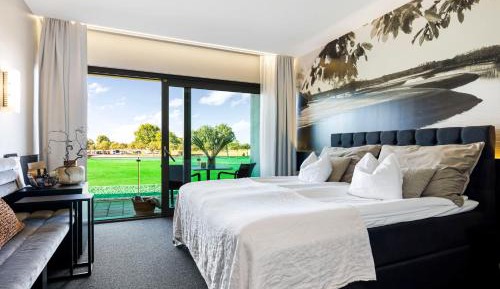 Twin Room with Sea View