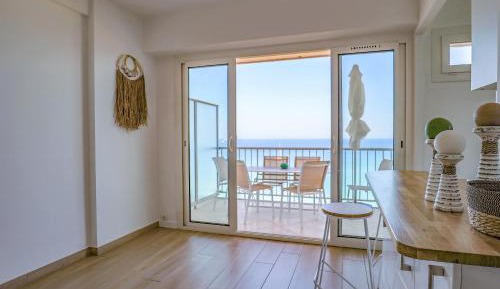 Studio Apartment with Sea View
