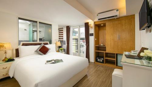 Deluxe Double Room with Balcony