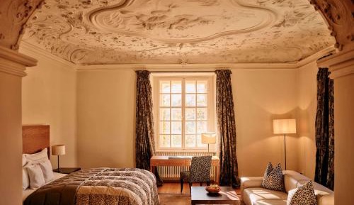 Standard Suite