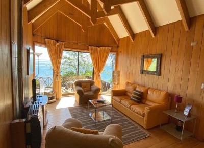 Bungalow (6 Adults)