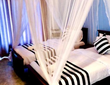 Large Twin Room