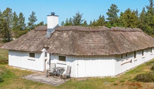 Four-Bedroom Holiday Home