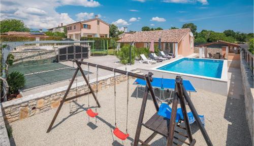Two-Bedroom Holiday Home