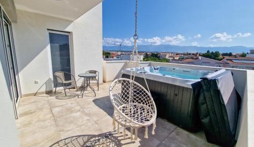 Deluxe Villa